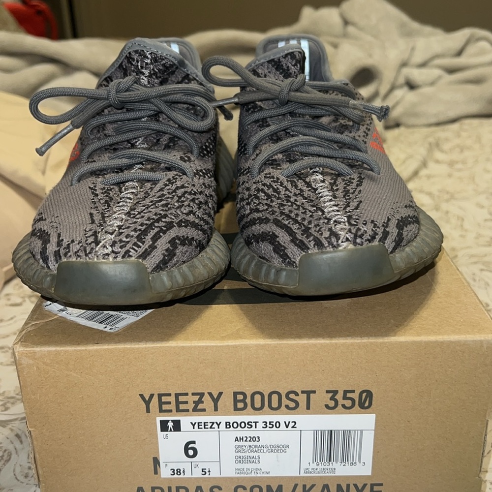 Yeezy boost 350 v2 - Picture 2 of 8